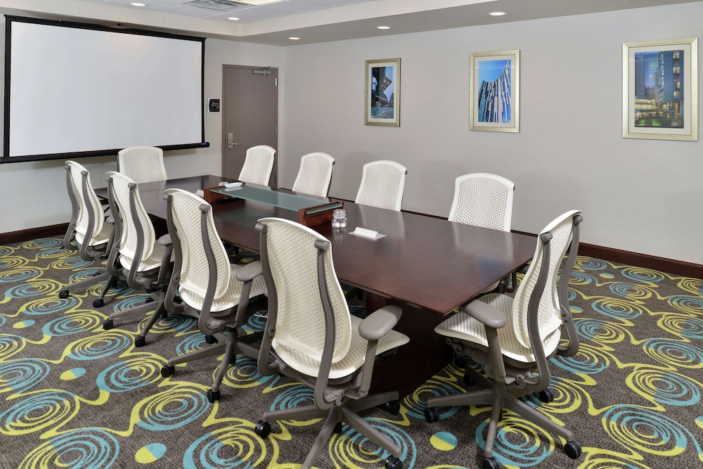 Homewood Suites By Hilton Cincinnati Mason - photo 57