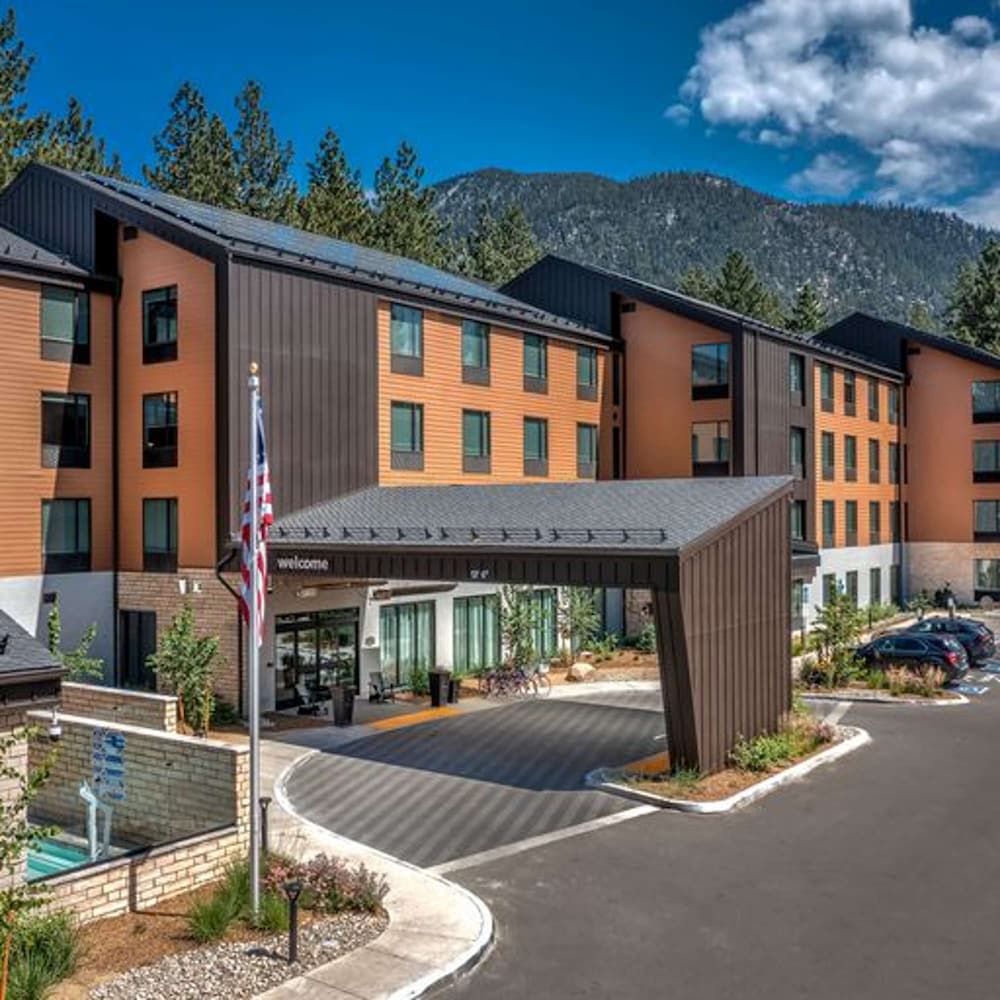 Hampton Inn and Suites South Lake Tahoe - photo 24