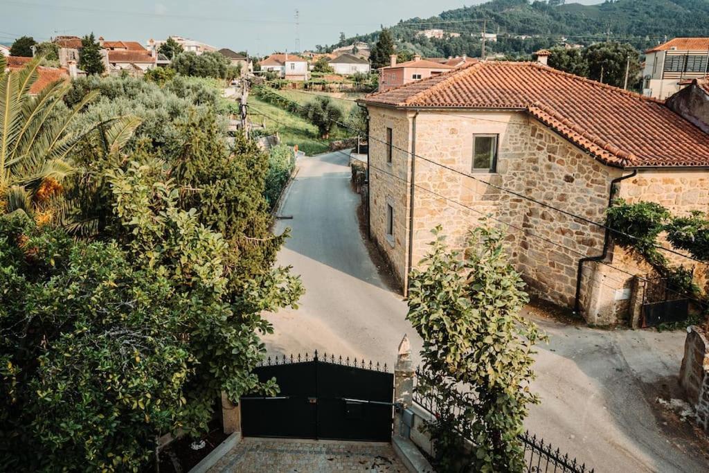 Villa Henriques — 4-Star Luxury Hotel in Ponte De Lima, Portugal