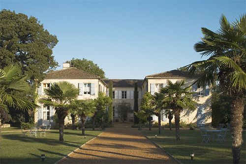 Chateau de Lassalle — 4-Star Luxury Hotel in Laplume, France