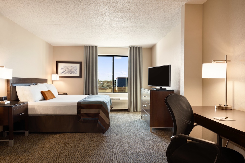 Wingate by Wyndham Fargo - photo 6