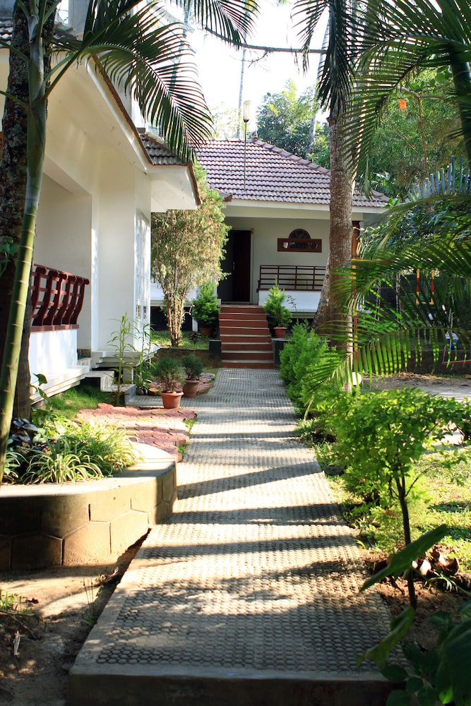Stay Melody - carbon neutral hotel in Thekkady