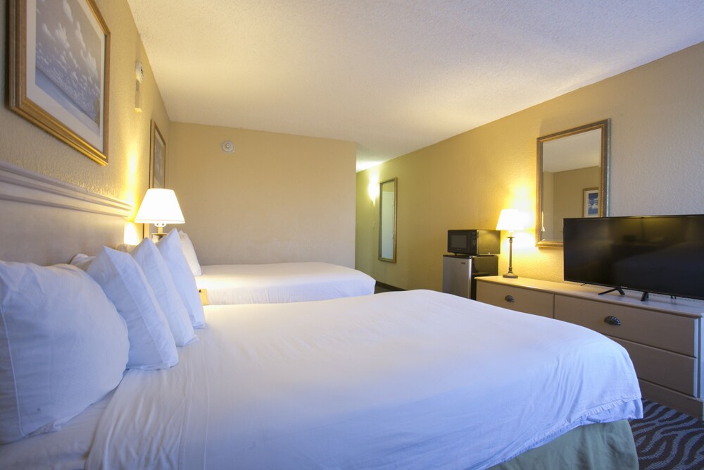 The Inn at Boynton Beach - photo 9