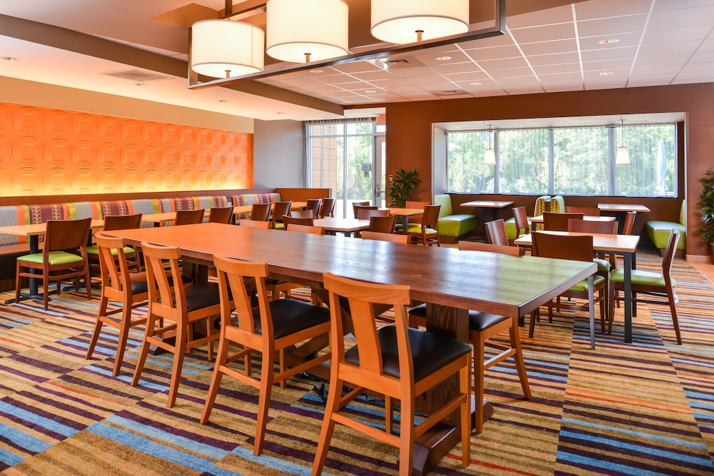 Fairfield Inn & Suites by Marriott St. Joseph - photo 35