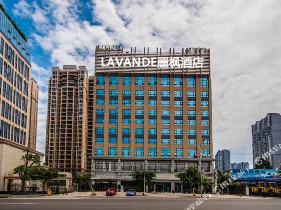 Lavande Hotel — hotel in Leshan
