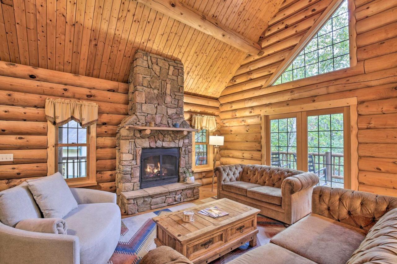 Splendid Family Cabin with Hot Tub and Grill — 4-Star Luxury Hotel in American Fork, United States