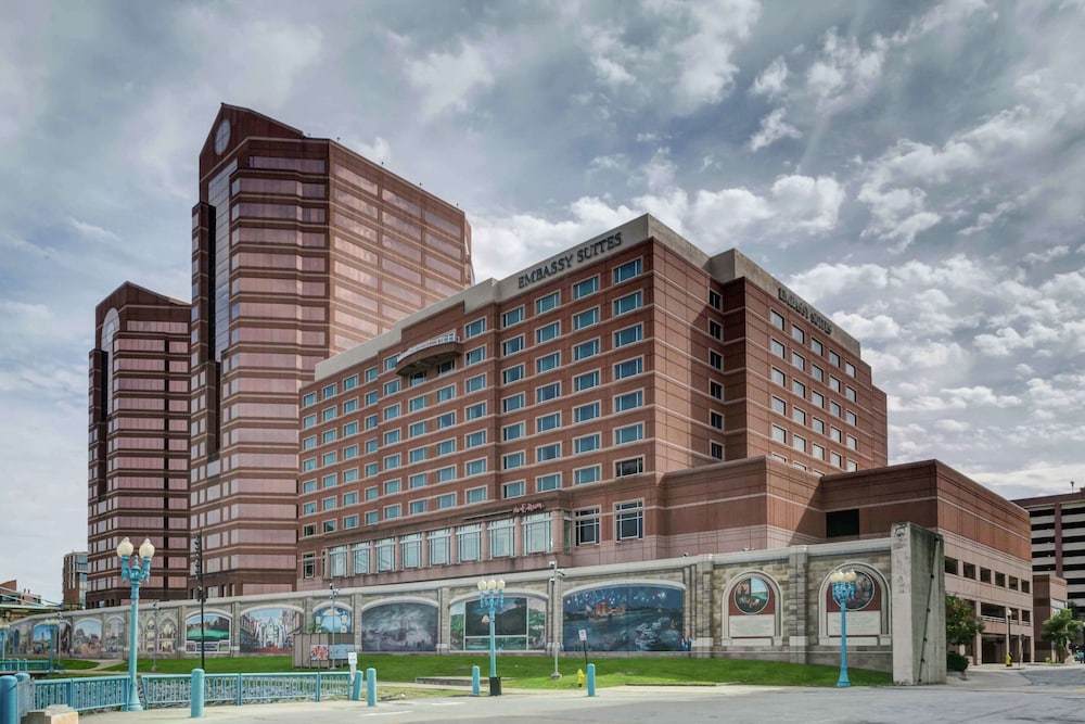 Embassy Suites by Hilton Cincinnati RiverCenter - photo 57