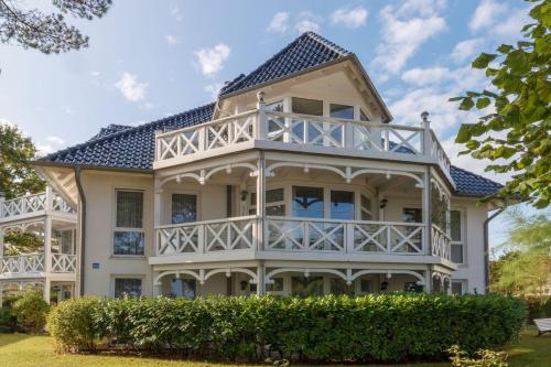 Apartmenthaus Strelasund Whg 11 — 4-Star Luxury Hotel in Ostseebad Binz, Germany