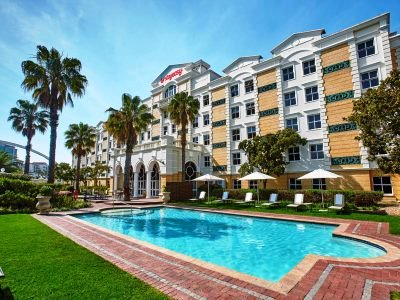 StayEasy Century City