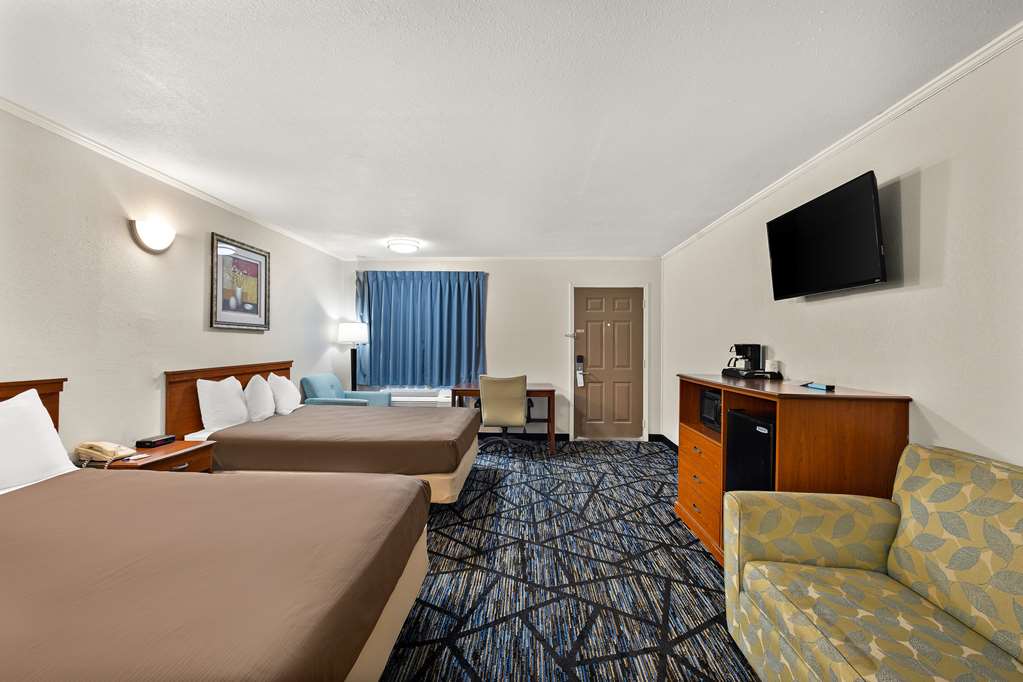 Americas Best Value Inn Celina - photo 7