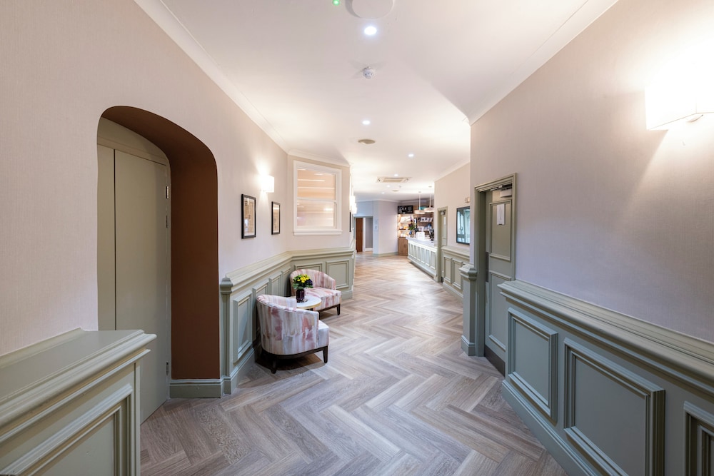 Mercure Manchester Norton Grange Hotel & Spa — Rochdale — photo 5