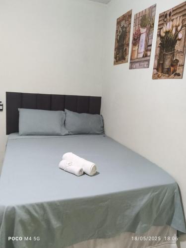 Pousada Santos lll kitnet confortável com ar condicionado in Londrina, Brasil