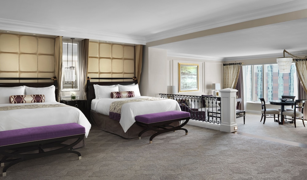 The Venetian Prestige Club Lounge - photo 6