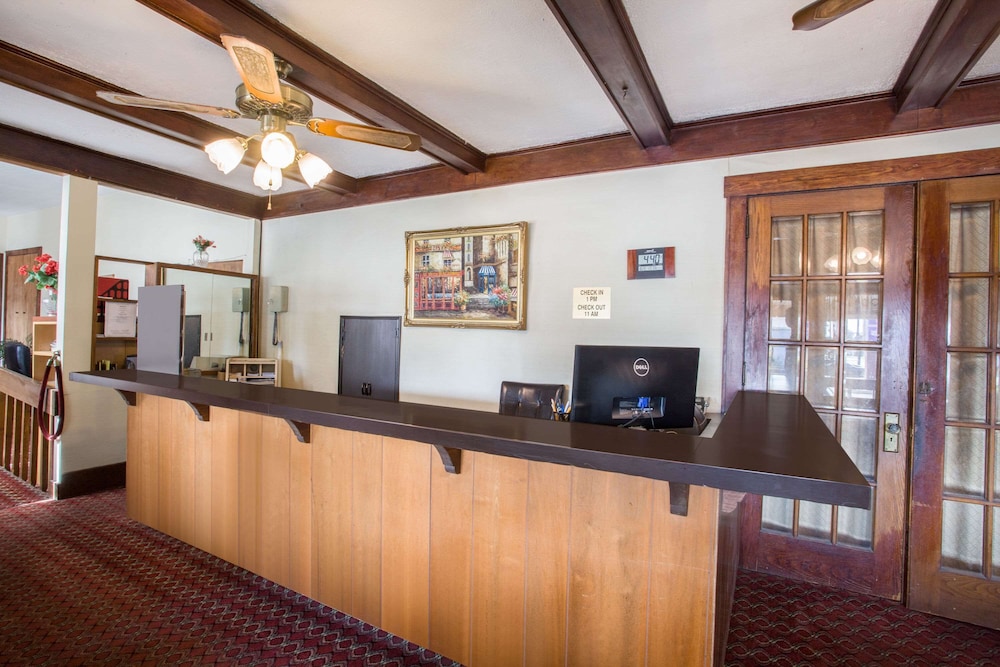Knights Inn Endwell Binghamton - photo 2
