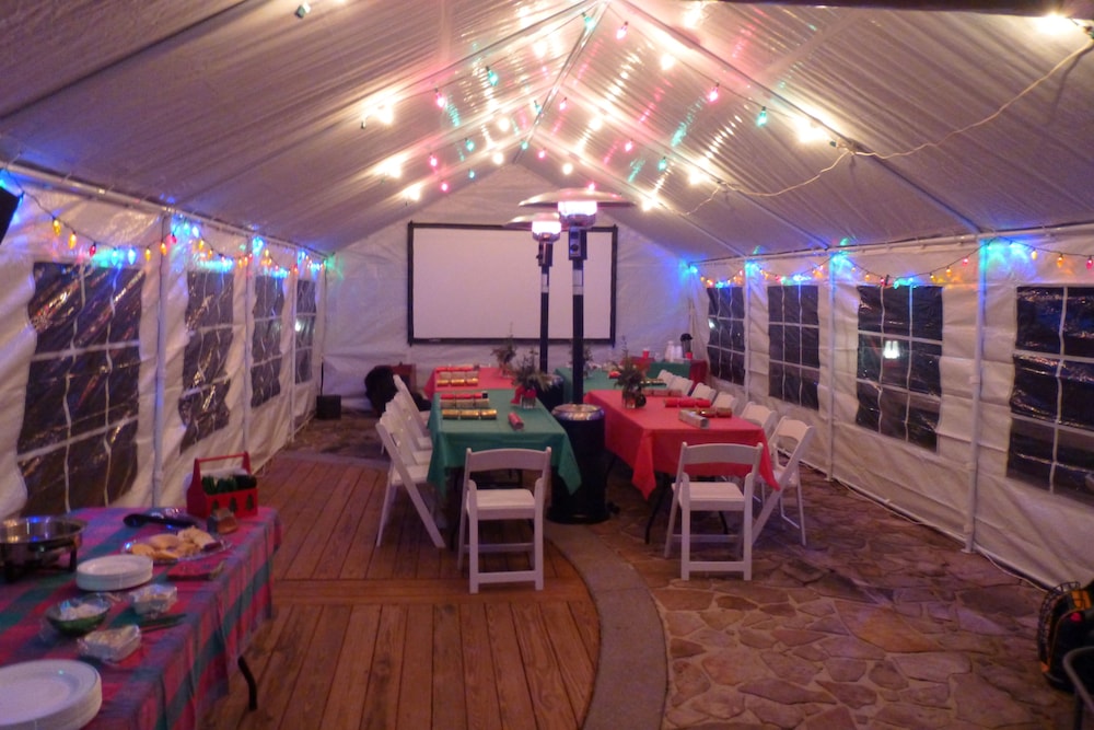Townsend Gateway Inn - photo 31