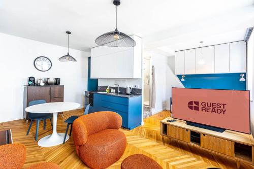 Guestready Tastefully Decorated Studio for 2 - last minute hotel in Paris