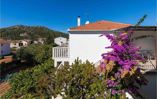 Cozy Apartment In Poljica — 4-Star Luxury Hotel in Marina, Croatia