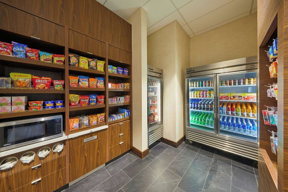 Courtyard by Marriott Oahu North Shore - photo 28