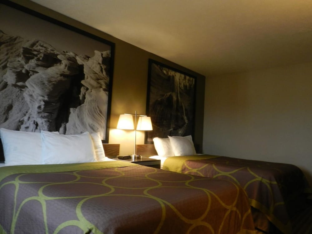 Super 8 by Wyndham Fremont NE - photo 6