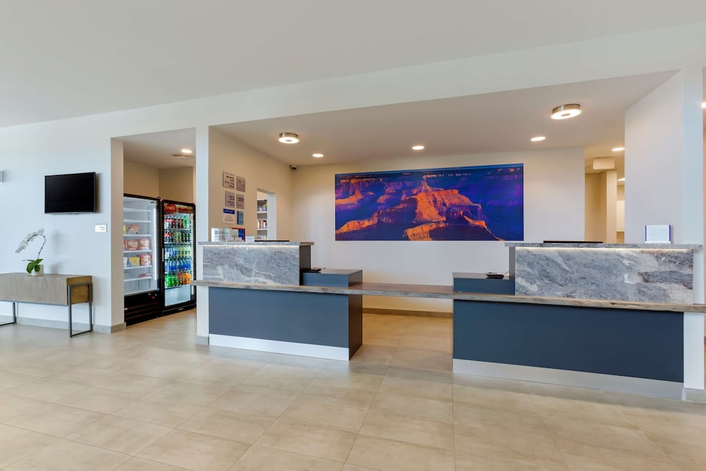 Best Western Plus Executive Residency Phoenix North Happy Valley - photo 3