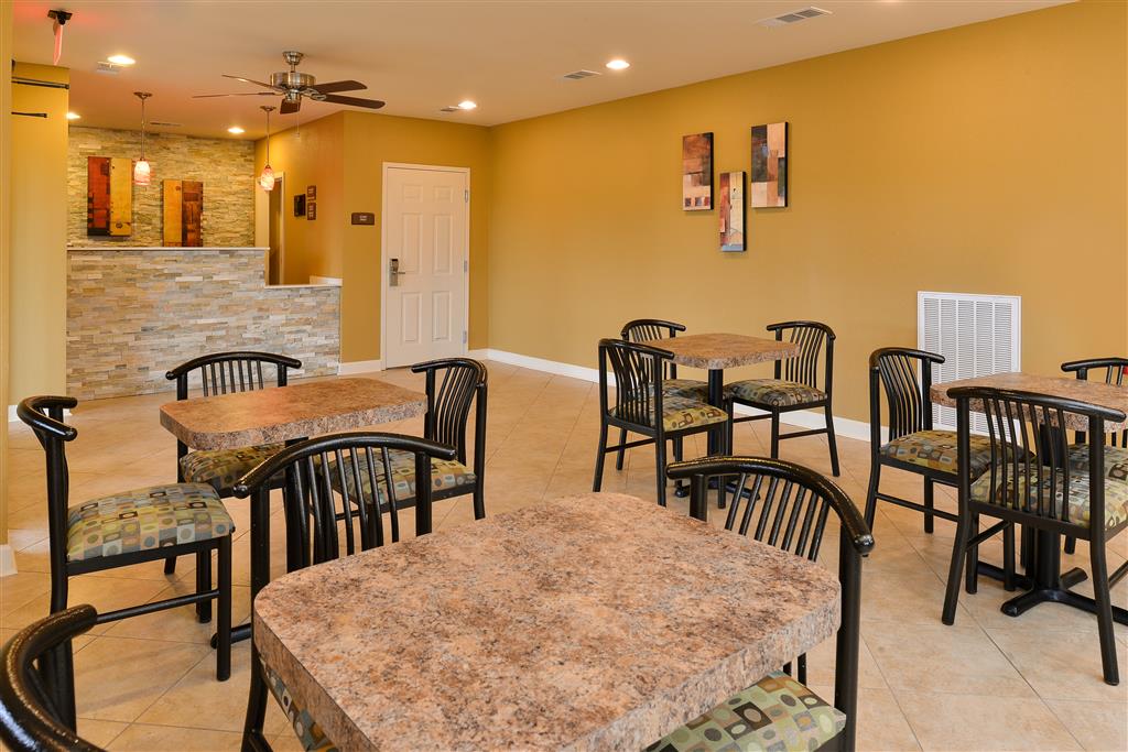 Americas Best Value Inn Tupelo - photo 19