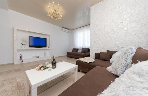 Nikira apartment 162 Оболонская набережная — 4-Star Luxury Hotel in Kyiv, Ukraine
