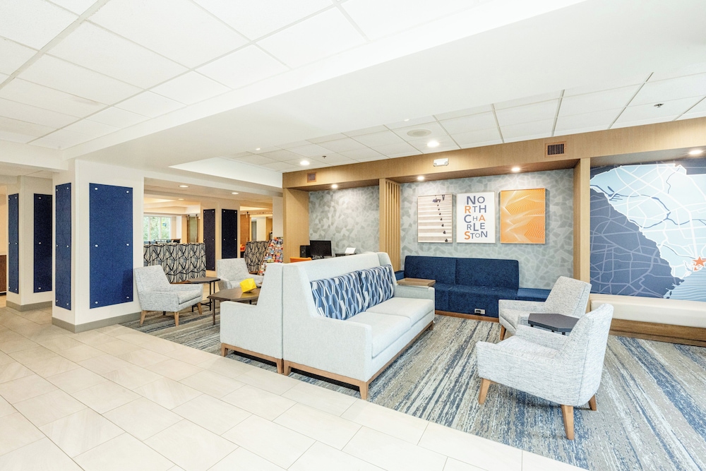 Holiday Inn Express & Suites Charleston Northwoods by IHG - photo 52