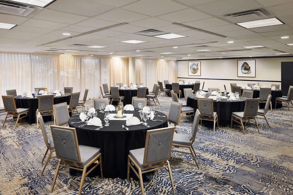Embassy Suites by Hilton West Palm Beach Central - photo 53