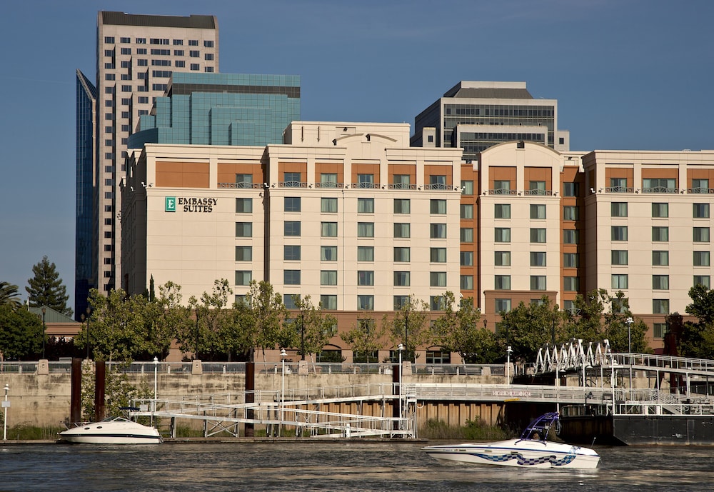 Embassy Suites by Hilton Sacramento Riverfront Promenade - photo 50