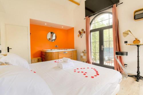 Romantique Et Sensuelle — hotel in Dardilly