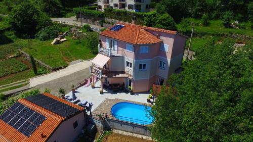 Apartman Mimi — 4-Star Luxury Hotel in Lovran, Croatia