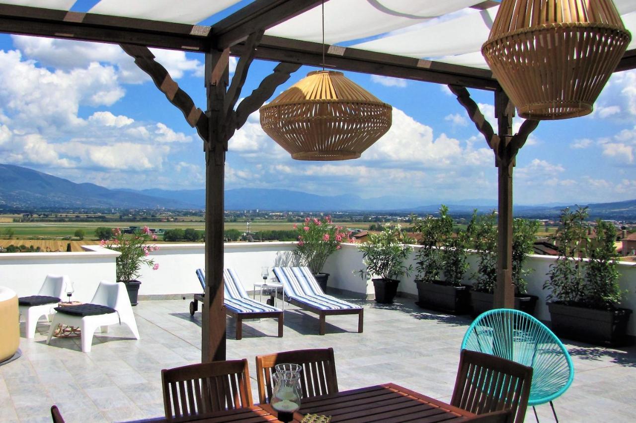 Residenza Storica Con Vista Panoramica — 4-Star Luxury Hotel in Perugia, Italy
