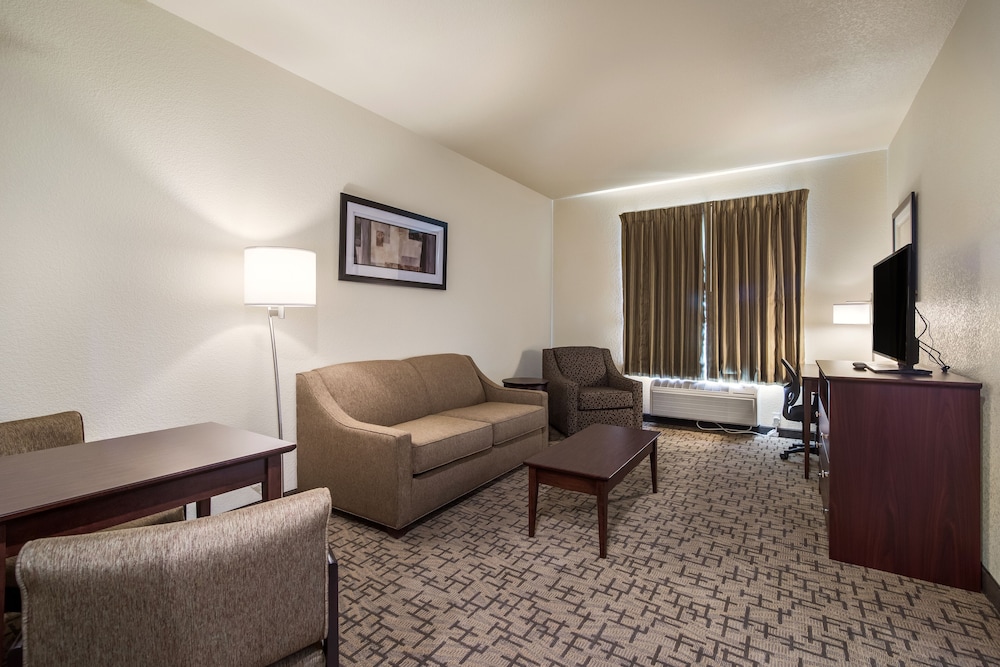 Cobblestone Hotel and Suites Torrington - photo 28