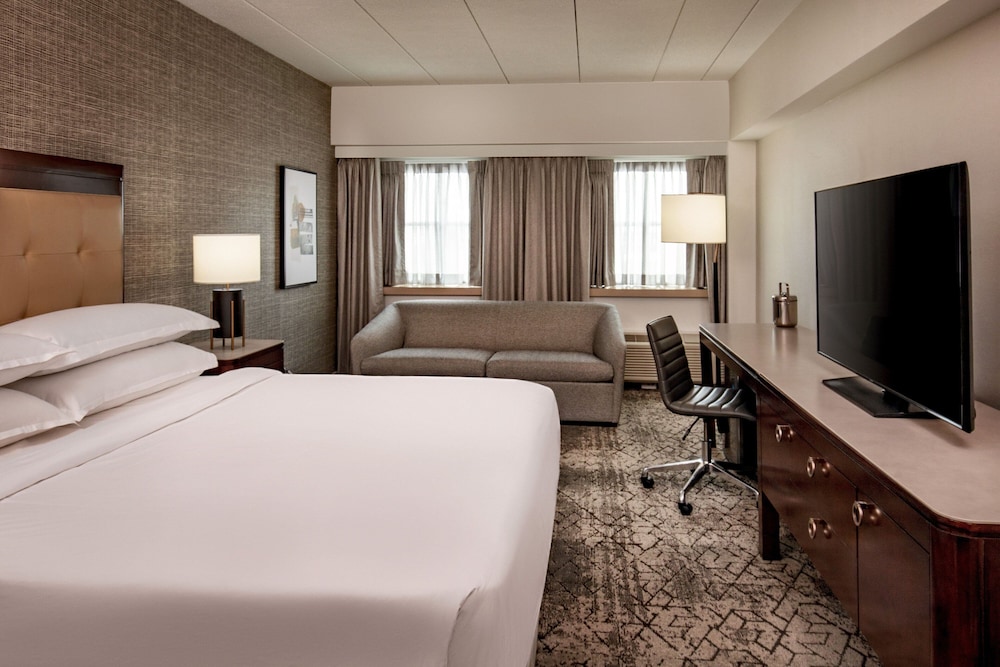 Sheraton Boston Needham Hotel - photo 7