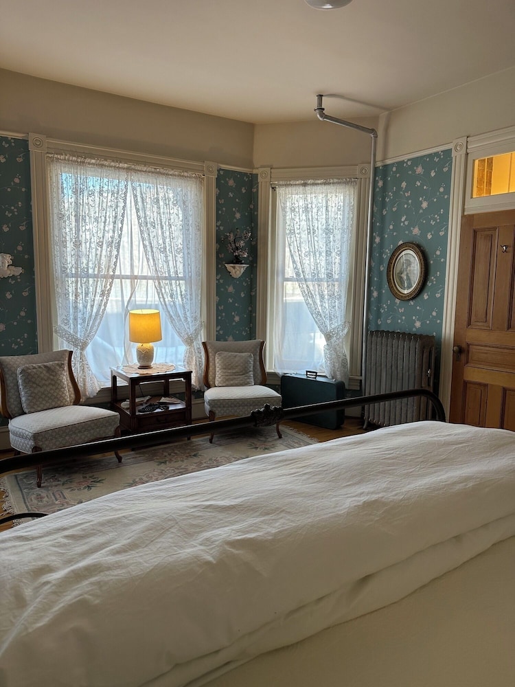 Gable House Bed and Breakfast Inn - photo 32