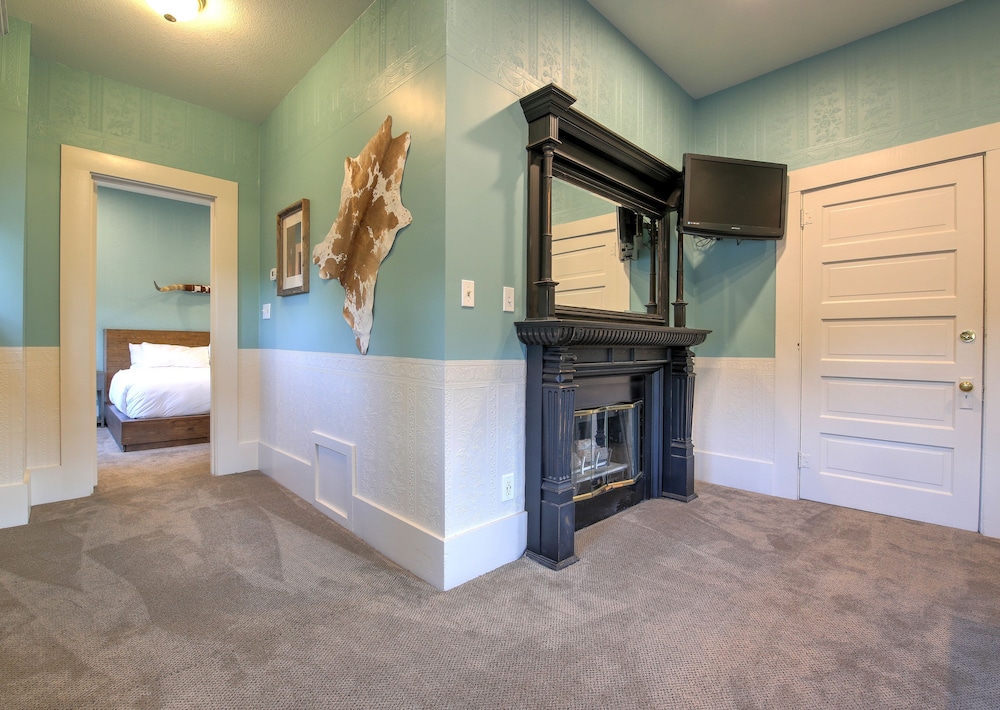 The Groveland Hotel - photo 36