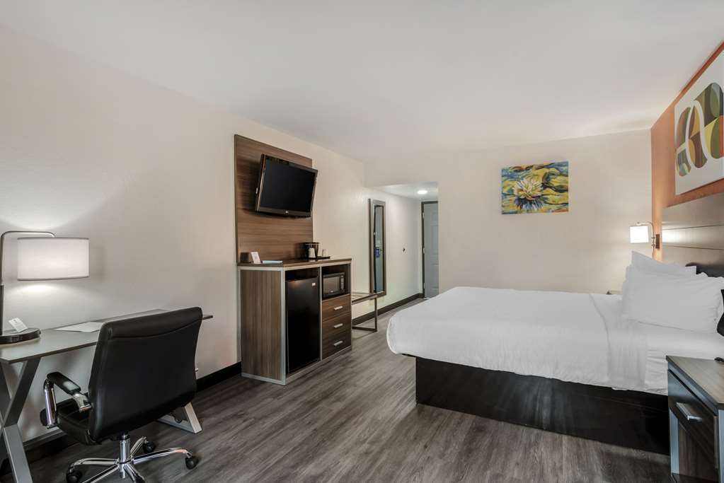 Best Western Statesville Inn - photo 36
