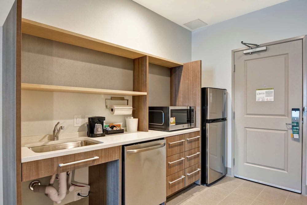 Home2 Suites by Hilton Charleston West Ashley - photo 17