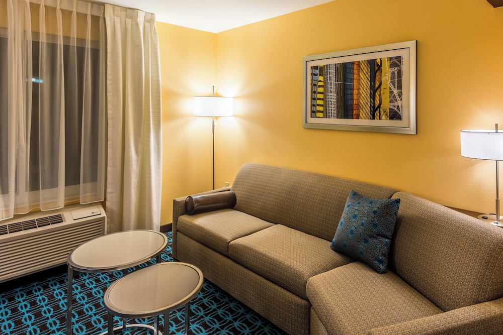 Fairfield Inn & Suites by Marriott Atlanta Fairburn - photo 15