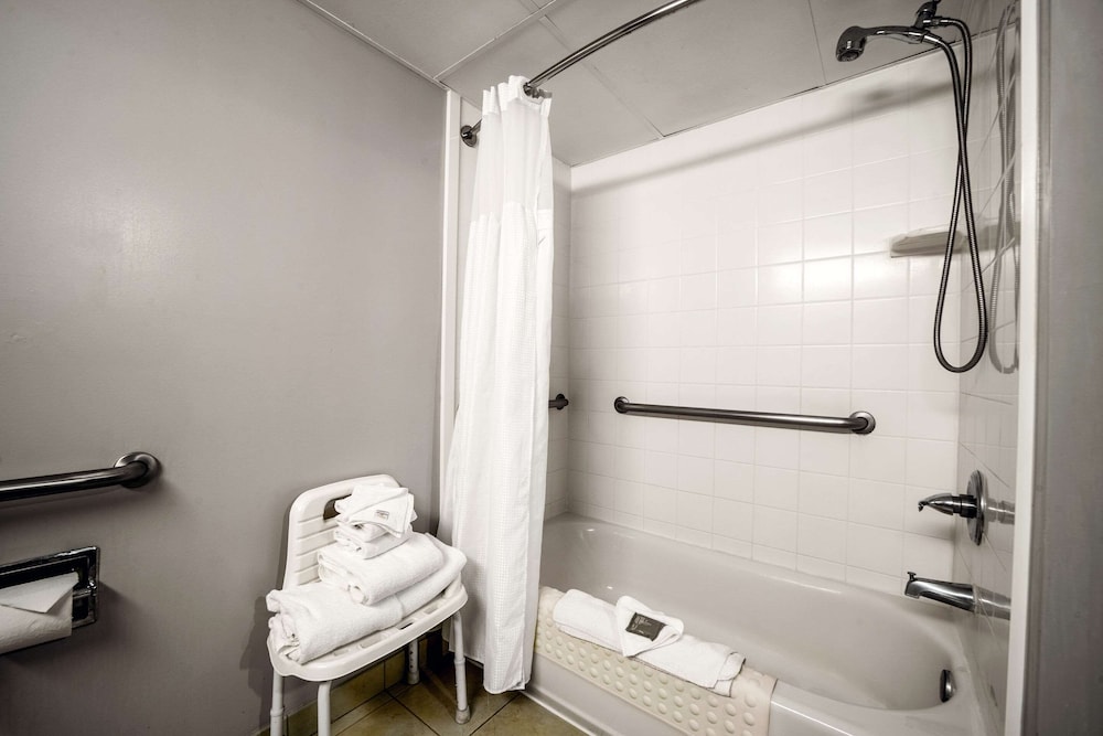 Country Inn & Suites by Radisson Ontario at Ontario Mills CA - photo 34