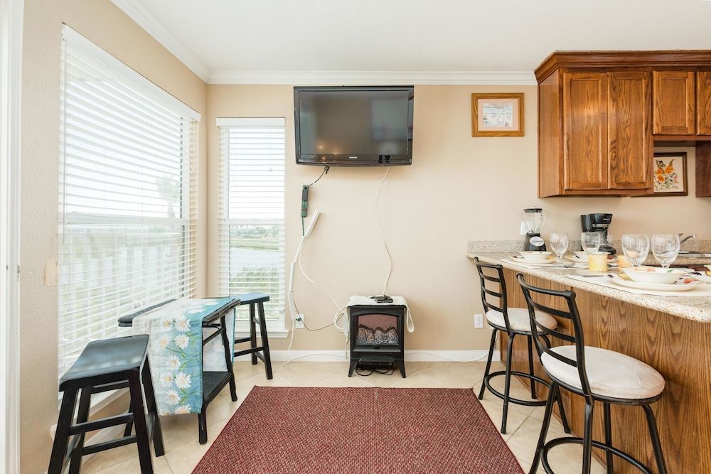 Seascape Resort Condominiums - photo 22