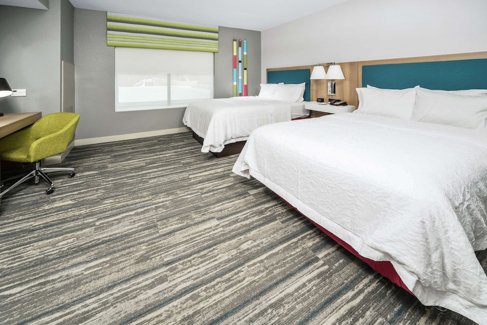 Hampton Inn Wilson Downtown - photo 17