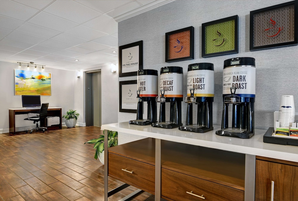 Hampton Inn Charleston Mount Pleasant Patriots Point - photo 5