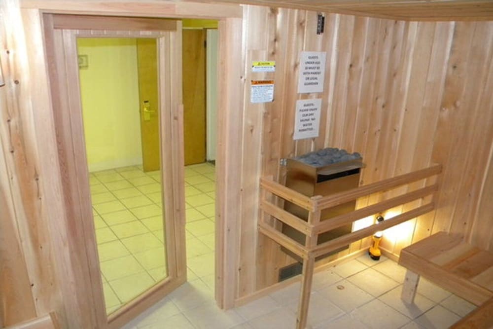Baxter Park Inn - photo 25