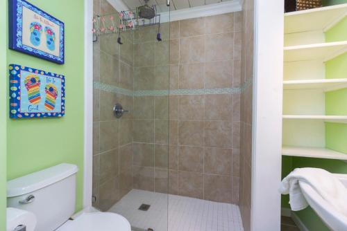 Diamond In The Rough by Oak Island Accommodations - photo 32