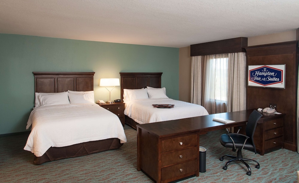 Hampton Inn & Suites Gulfport I 10 - photo 24