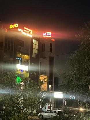 Motel Sri Vatsa — 5-Star Luxury Hotel in Fyzabad, India