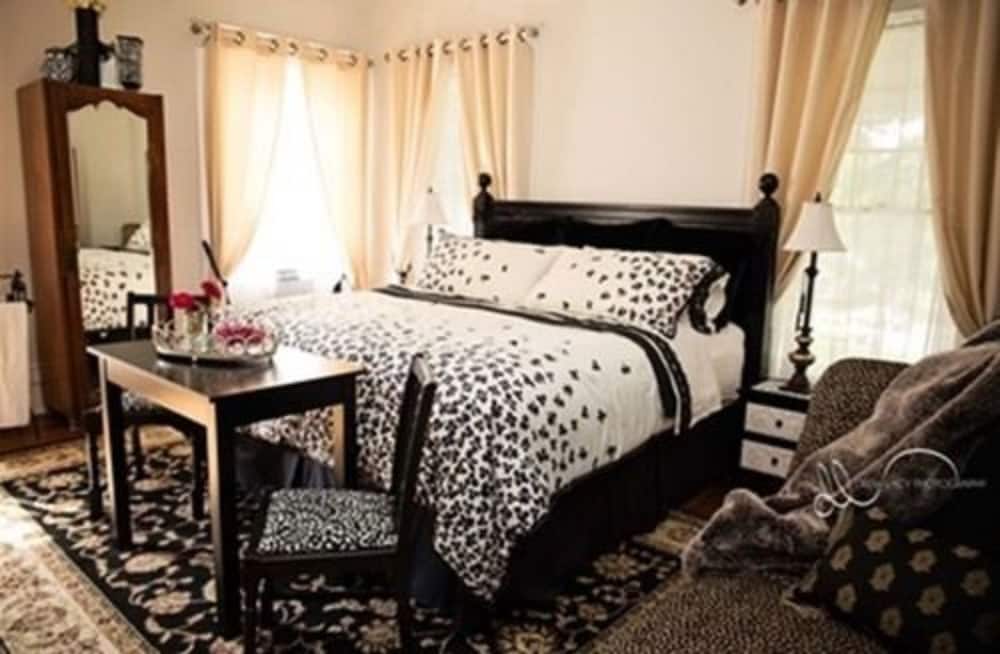Michael's Mansion - photo 9