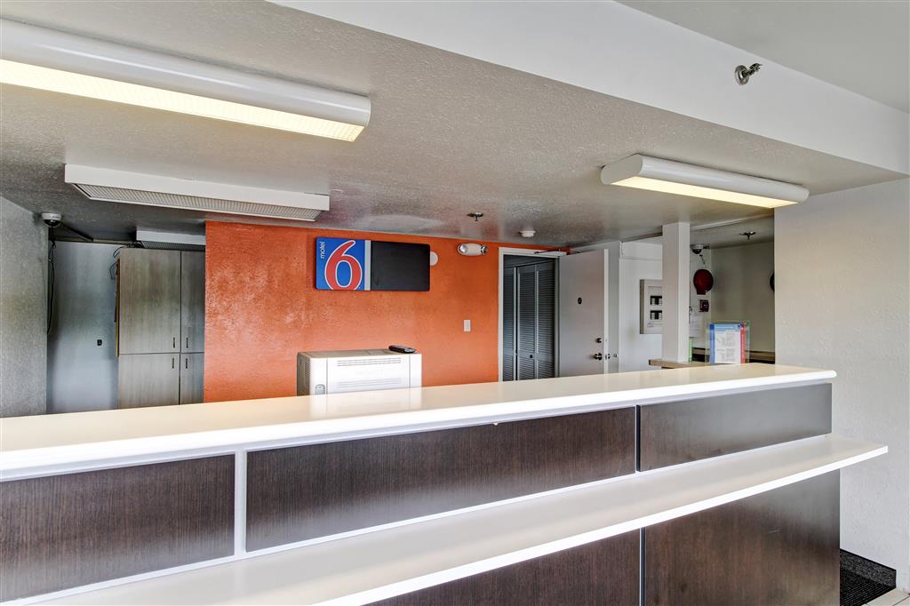 Motel 6 Amherst OH Cleveland West Lorain - photo 24