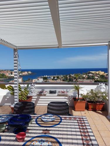 La Terrazza su Porto Ulisse — 4-Star Luxury Hotel in Catania, Italy